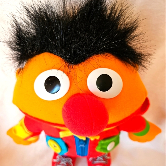 Vtg 1990 Sesame Street Dress Me Up Ernie 13" Plush Doll Playskool Zip Snap, Hood - Picture 7 of 14